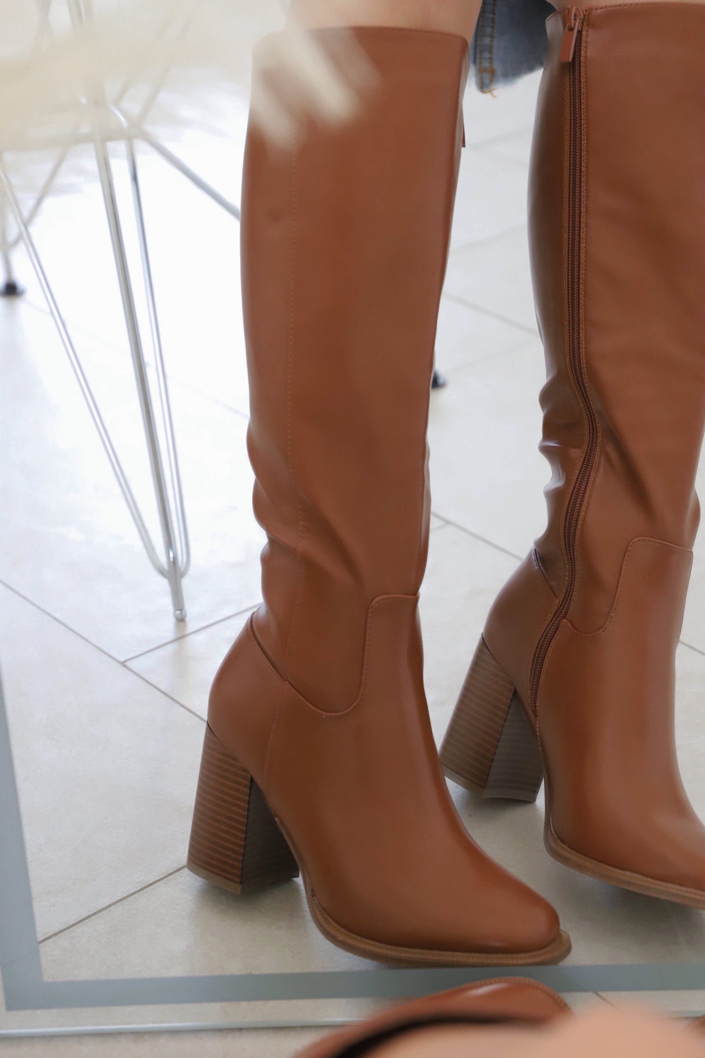 Gabriela Mid Calf boots