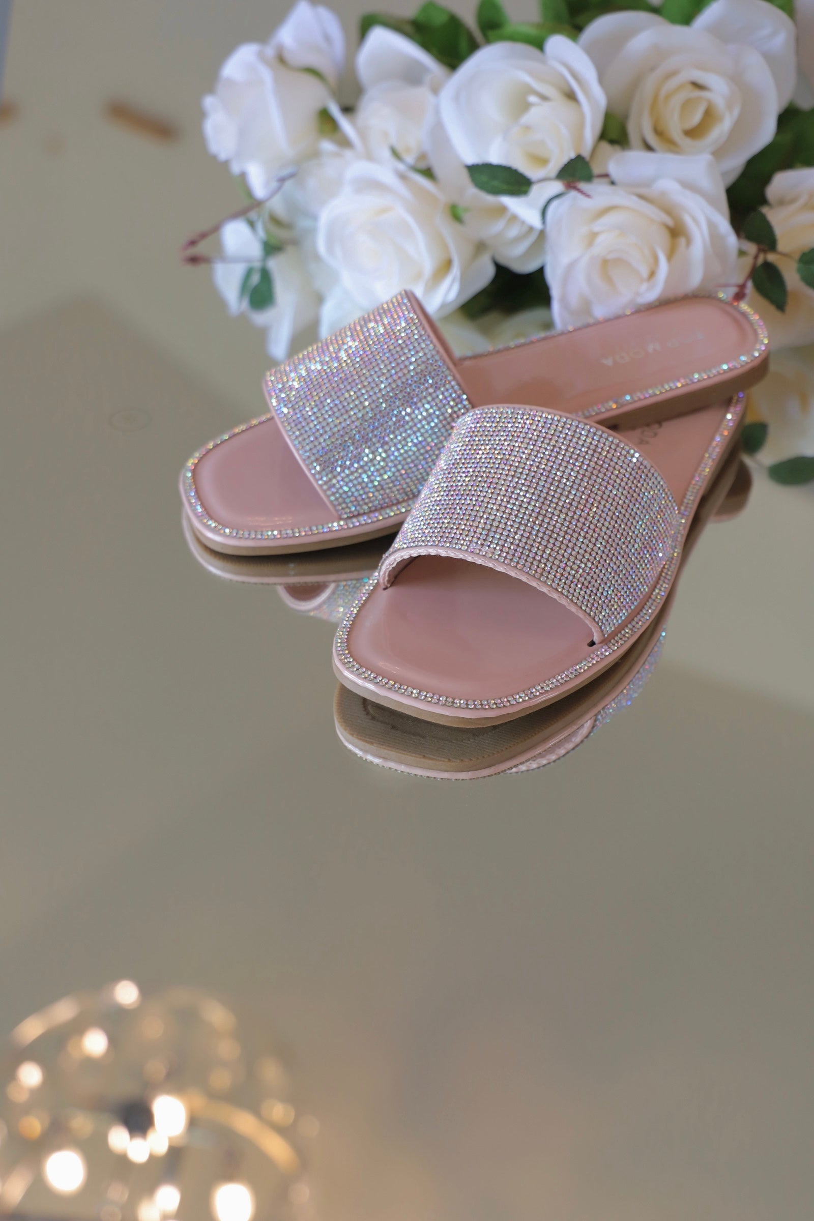Ariana Sandal