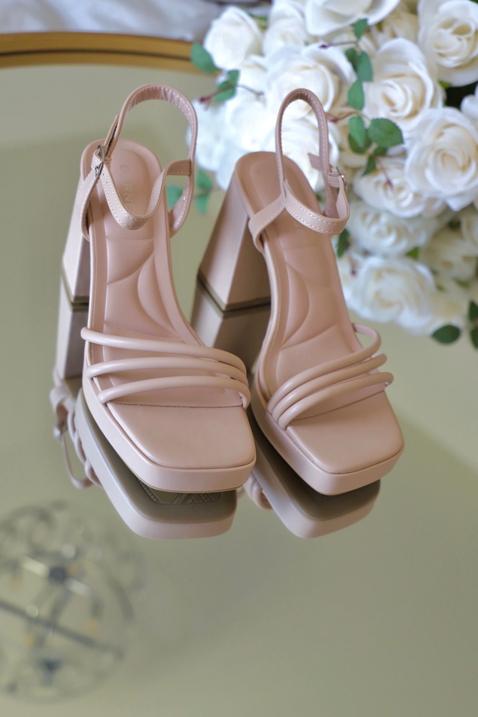 Solana Comfort heels
