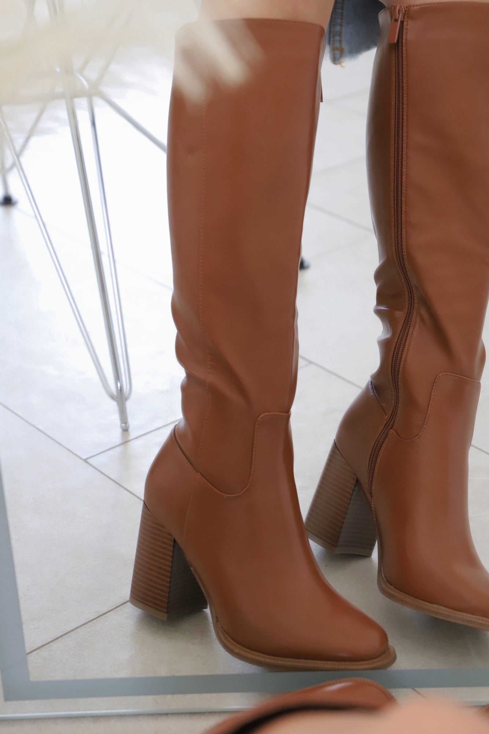 Gabriela Mid Calf boots